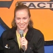 Hannah Einbinder: Comedian Bonds with Heckler - Single