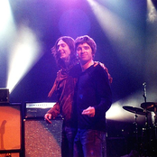 The Black Crowes Feat Noel Gallagher & Gem Archer