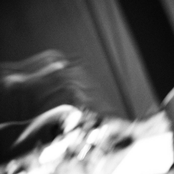 La Ragazza Sull'Oceano Di Cemento