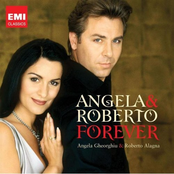 Angela & Roberto Forever