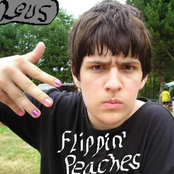 Flippin' Peaches
