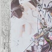 laura toca el piano / abril