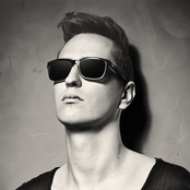 robin schulz & j.u.d.g.e.