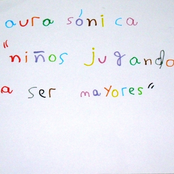 Niños jugando a ser mayore