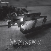ЯAZORBACK