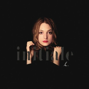 Initiale by L