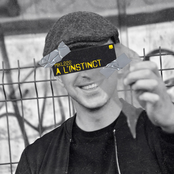 À l'instinct