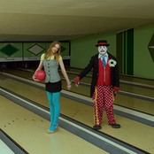 Audrey Hobert: Bowling alley