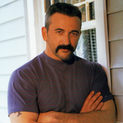 aaron tippin