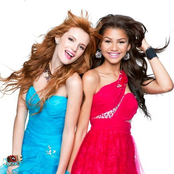 bella thorne & zendaya