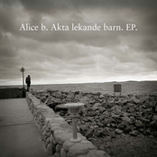 Akta, lekande barn EP