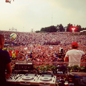 Dimitri Vegas, Moguai & Like Mike