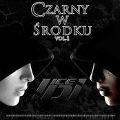 Czarny w środku vol.1