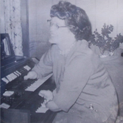 The Handless Organist