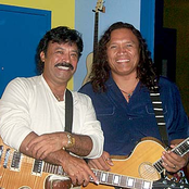 Cecilio & Kapono