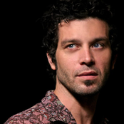 Doyle Bramhall II photo provided by Last.fm