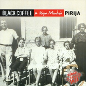 black coffee i klapa mendula