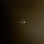 -/+