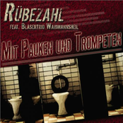 Mit Pauken und Trompeten