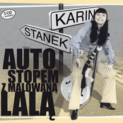 Autostopem z malowaną lalą