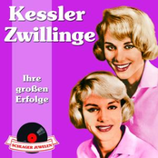 Zwei Blonde Senoritas by Alice & Ellen Kessler