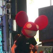 Deadmau5 Ft. Neon Hitch