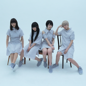 maison book girl