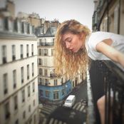 Does This Make Me A Bitter Woman? (Deluxe)