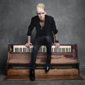 colton dixon