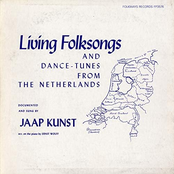 Living Folksongs and Dance Tunes from the Netherlands
