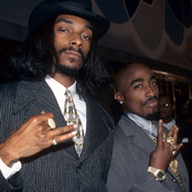 tupac and snoop doggy dogg