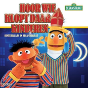Hoor wie klopt daar kinderen? Sinterklaasfeest met Bert & Ernie (Sesamstraat)