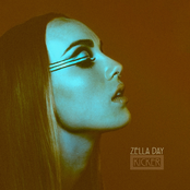 Zella Day: Kicker