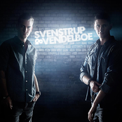 Glemmer Dig Aldrig by Svenstrup & Vendelboe Feat. Nadia Malm