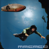 Revuelta by Macaco