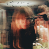 feels like i'm falling in love