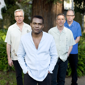 The Robert Cray Band photo provided by Last.fm