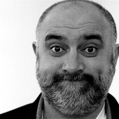 alexei sayle