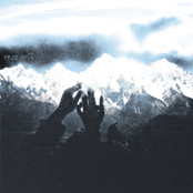 FAiTH CAN MOVE MOUNTAiNS