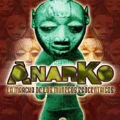 La marcha de los muñecos egocéntricos