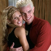 sarah michelle gellar, james marsters