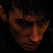 Yuston XIII: Origine