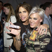 Pink Feat. Steven Tyler