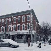 i feel alone, and it's cold outside