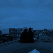 what is it that makes u happy? (feat. how r u) - Single