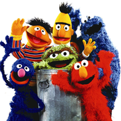 learn along with sesame brought to you by sesame street