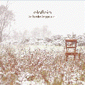 Tra Tavolini Troppo Vuoti