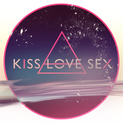 kiss love sex