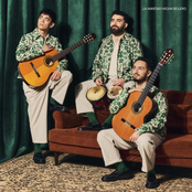 LA AMISTAD HECHA BOLERO