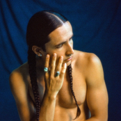 Xiuhtezcatl: TONATIUH